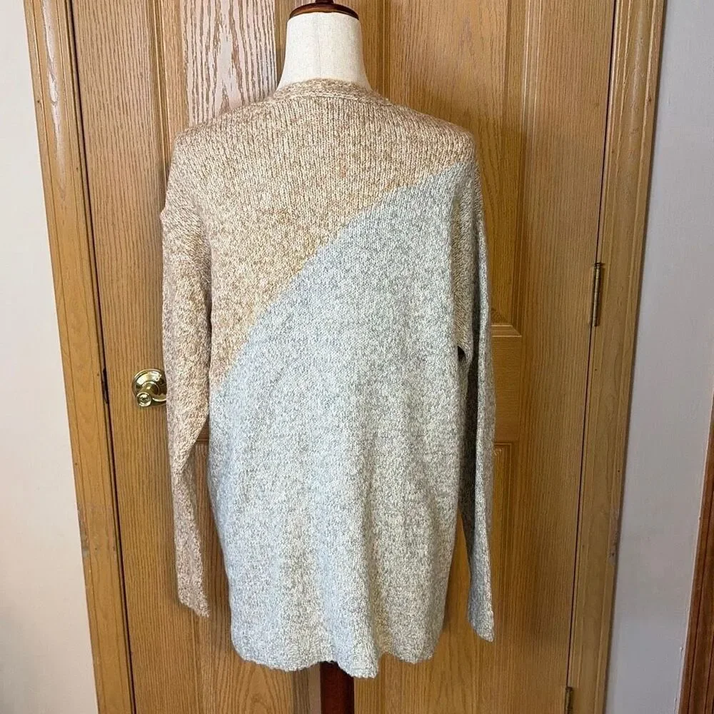 Cabi Women’s Snap Cardigan Sweater Tan/Gray Tilt Diagonal Color Block Medium  #3